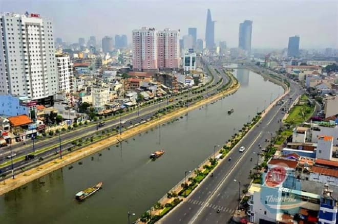 Bất động sản 'siêu sang' đua nhau lộ diện
