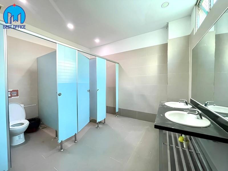 CAO ỐC GIẦY VIỆT PLAZA