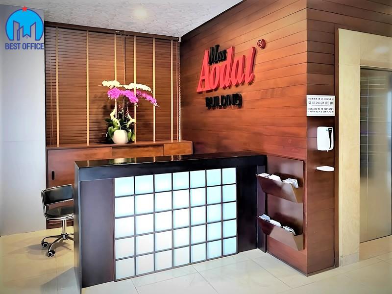 CAO ỐC MISS ÁO DÀI