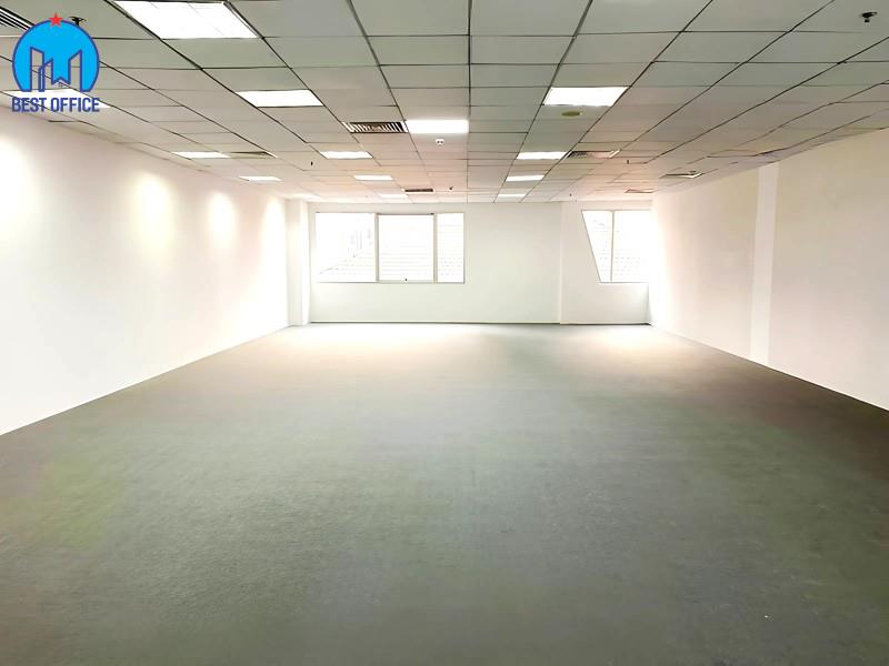 CAO ỐC MISS ÁO DÀI