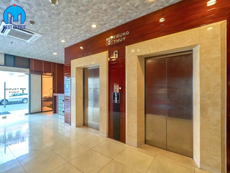 CAO ỐC MISS ÁO DÀI