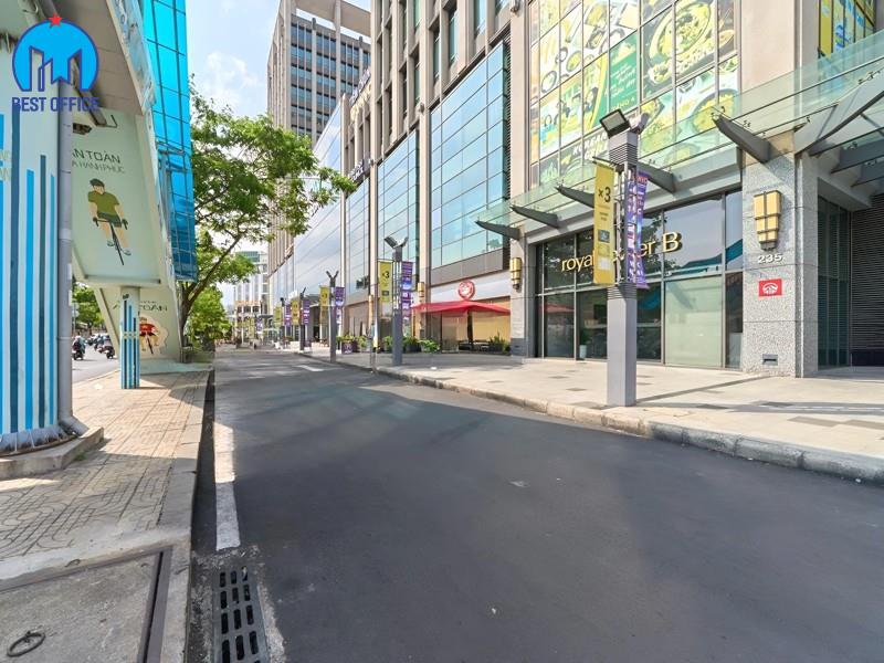 CAO ỐC ROYAL TOWER